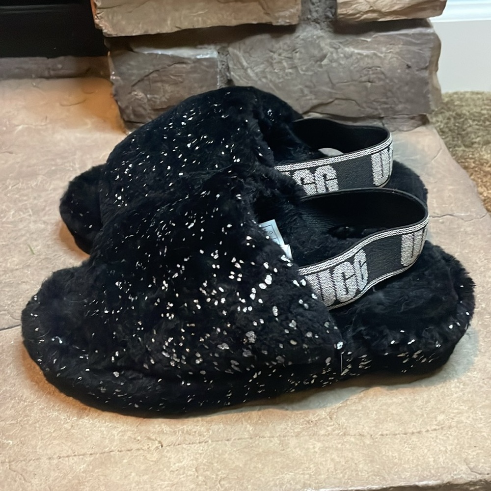 Ugg Fluff Yeahs - image 3